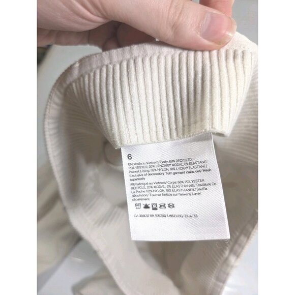 Women’s Lululemon Ribbed Softstreme Flare Leg Pants Size 6 Bone Off White - Picture 9 of 9